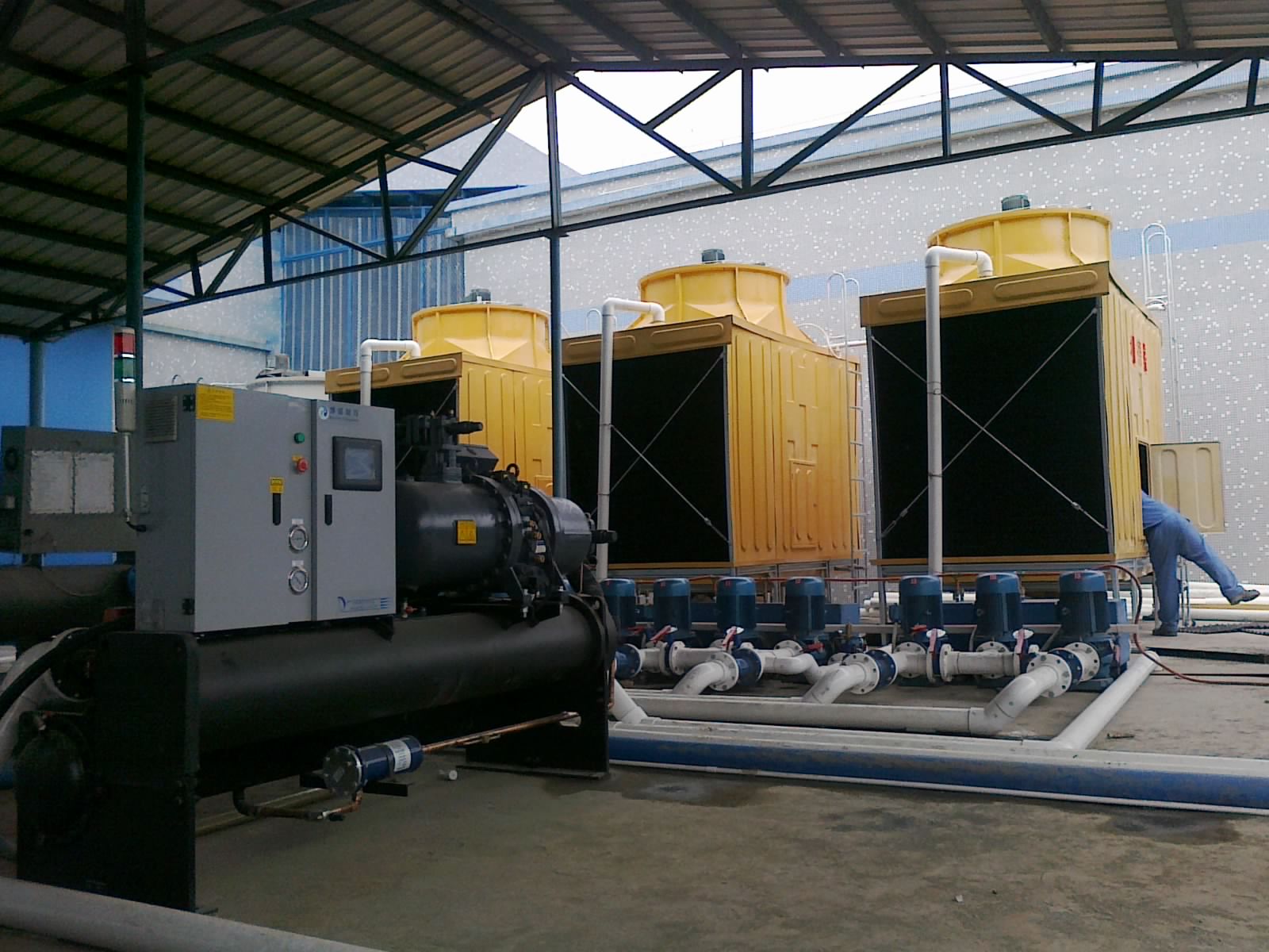 單螺桿冷水機(jī)